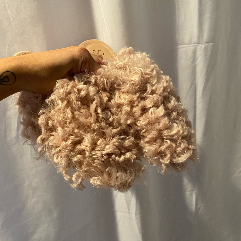Blush Pink Fuzzy Slides - image 3